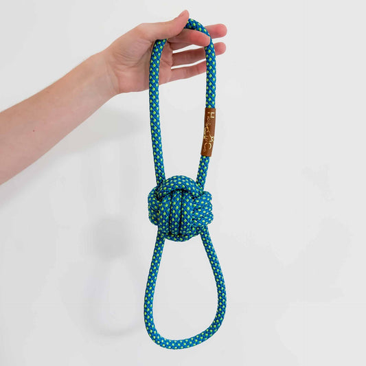 The Middleman Large - Blue/Green rope tug toy