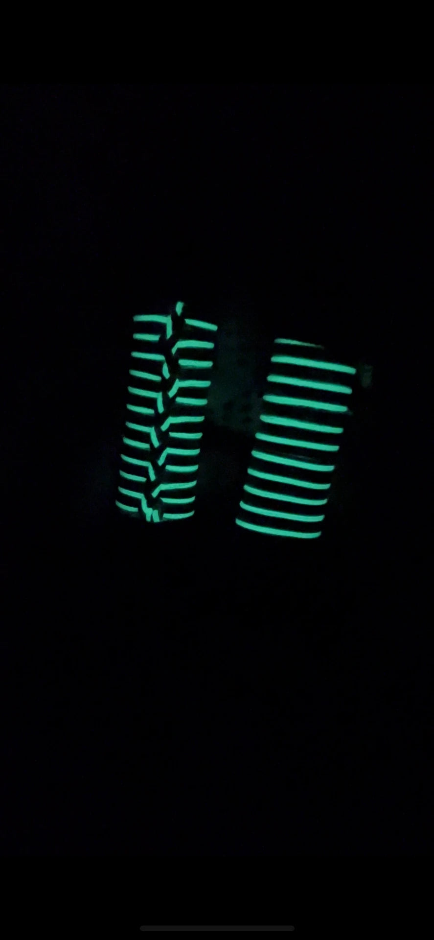Seapoint Social Crossbody Lead glowing in the dark